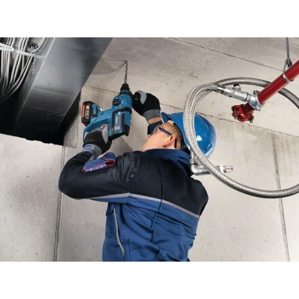 Аккумуляторный перфоратор Bosch GBH 18 V-EC (0611904002) — изображение 2