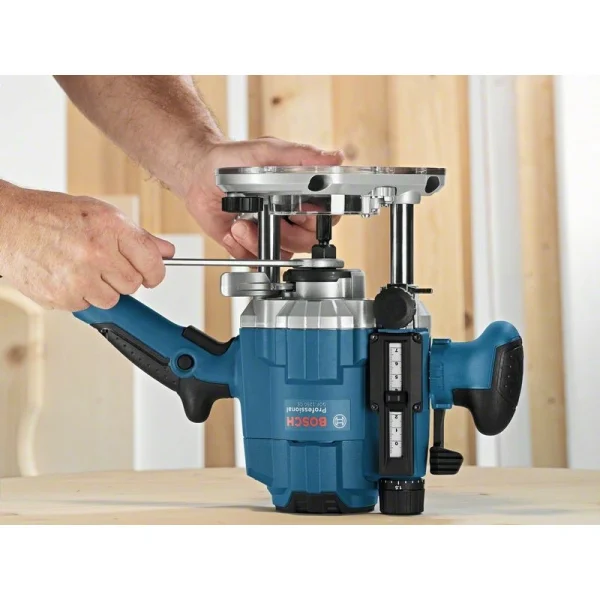 Фрезер Bosch GOF 1250 CE (0601626000) — изображение 4
