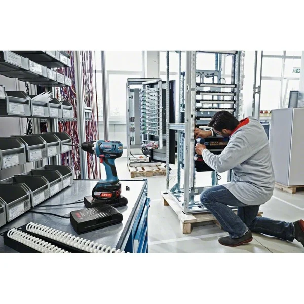 Комплект: аккумулятор GBA 18В 2,0Ач MW-B + зарядное устройство GAL 1830 W Bosch (1600A003NA) — изображение 3