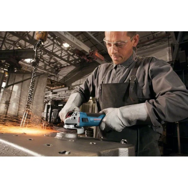 Угловая шлифмашина Bosch GWS 15-125 CIE (06017960R2) — изображение 2