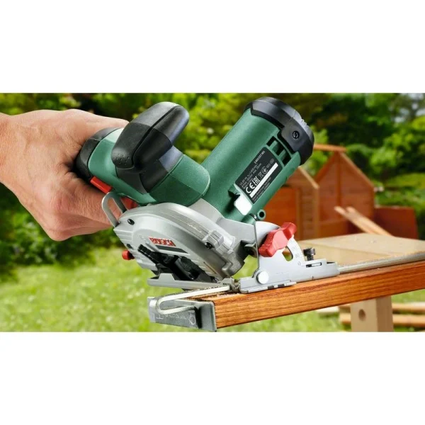 Аккумуляторная дисковая пила Bosch UniversalCirc 12 (без акк. и заряд. у-ва) 06033C7003 — изображение 5