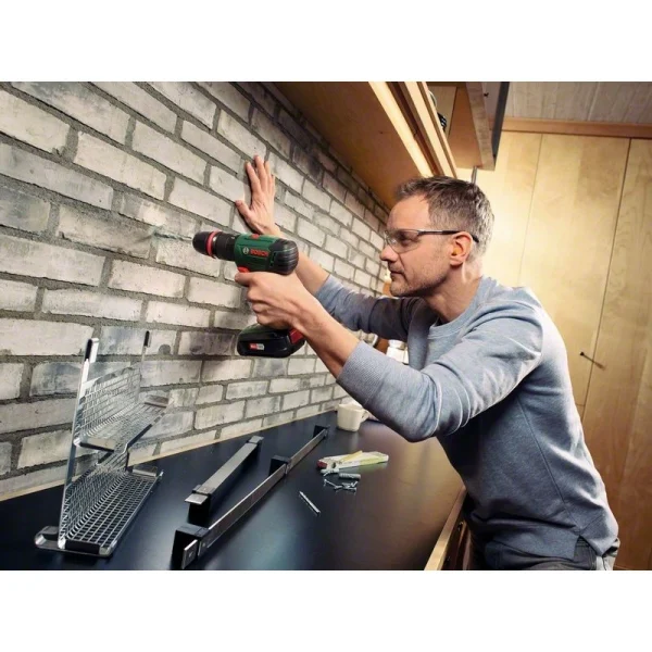 Аккумуляторная ударная дрель-шуруповерт Bosch AdvancedImpact 18V Quick Snap 06039A3400 — изображение 4