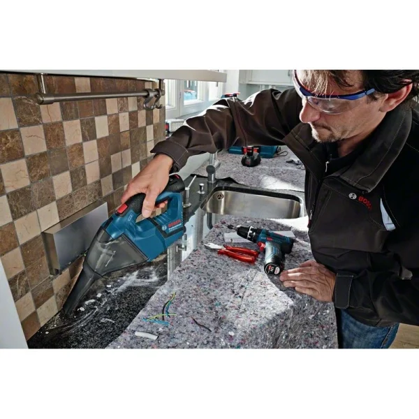 Аккумуляторный пылесос Bosch GAS 12V 06019E3020 — изображение 7