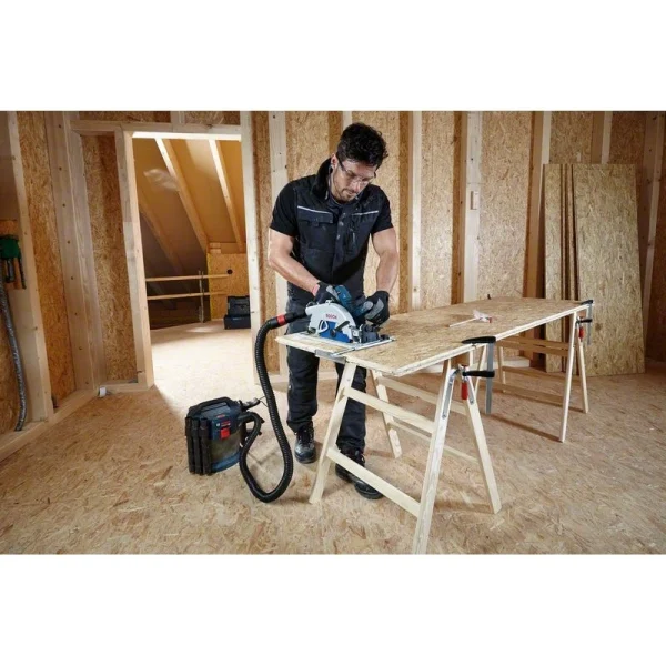Аккумуляторная дисковая пила Bosch GKS 18V-68 GC 06016B5100 — изображение 10