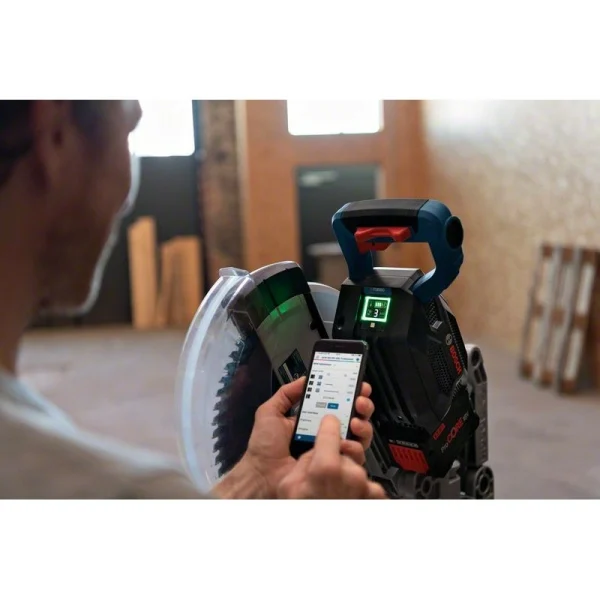 Аккумуляторная торцовочная пила Bosch GCM 18V-305 GDC 0601B43000 — изображение 3