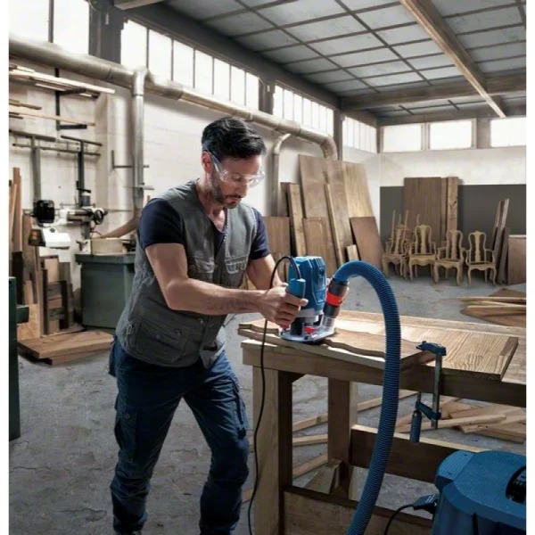 Фрезер Bosch GOF 130 06016B7000 — изображение 3