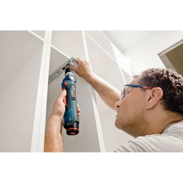 Аккумуляторная угловая дрель-шуруповерт 12 В Bosch GWB 12V-10 0601390905 — изображение 2
