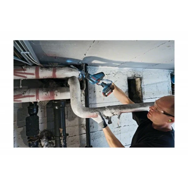Аккумуляторная сабельная пила Bosch GSA 18V-LI C 0615990M3Y — изображение 3
